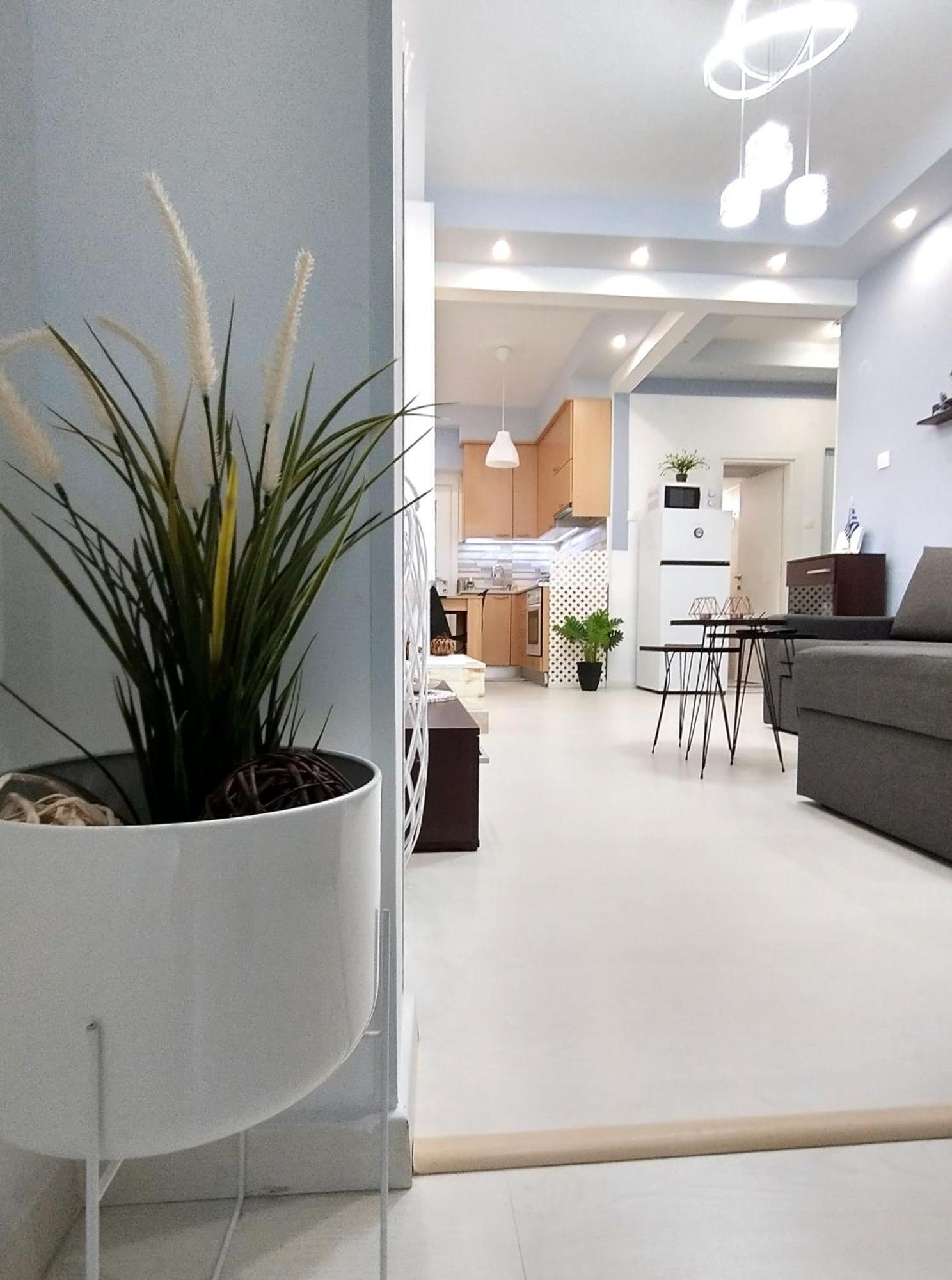Niko'S Apartment - Beautiful Sea View Apartment ! Peraía المظهر الخارجي الصورة